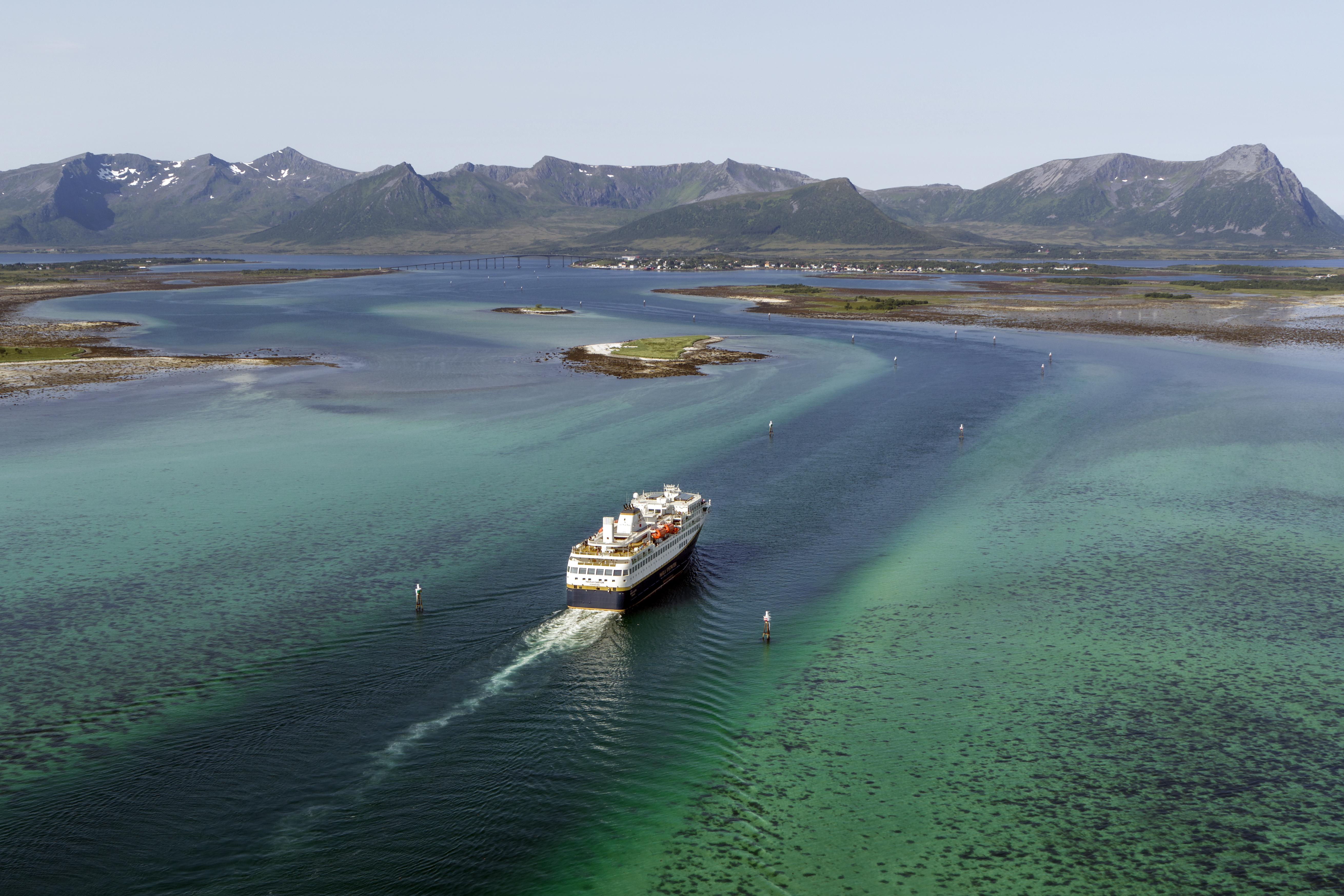 Havila Voyages - Havila Castor (foto: Marius Beck Dahle)